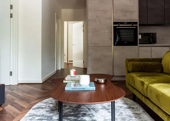 Deluxe 3 Bedrooms Modern Flat In Stratford