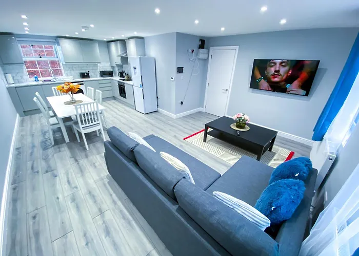 Spacious 2-Bedroom Flat In London - F3