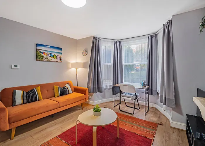 Pass The Keys Private Garden Apartment By Tulse Hill Station