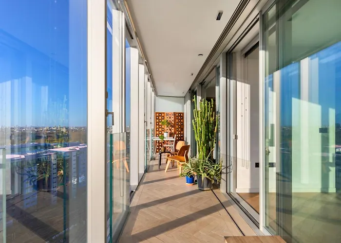 Battersea Power Station - Winter Garden Balcony & 1Gb Wifi - Luxurylondonstays