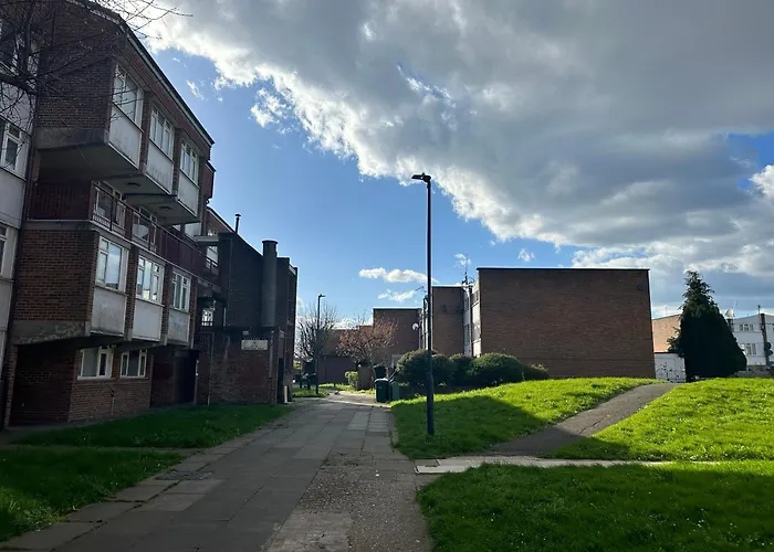 Stunning Flat: Near Wembley Stadium!