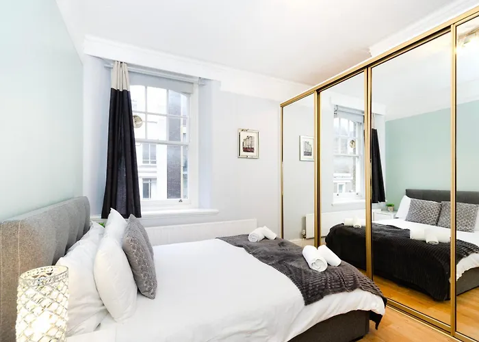 Oxford Street Central Apartments