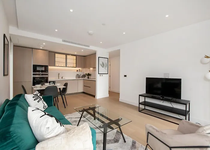 Battersea Power Station 2 Bed Close To Harrods