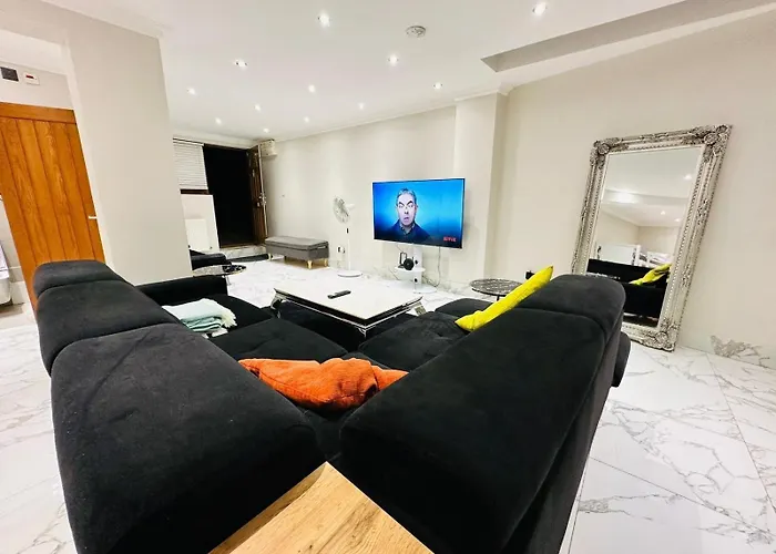 Spacious One Bed Property In Wembley