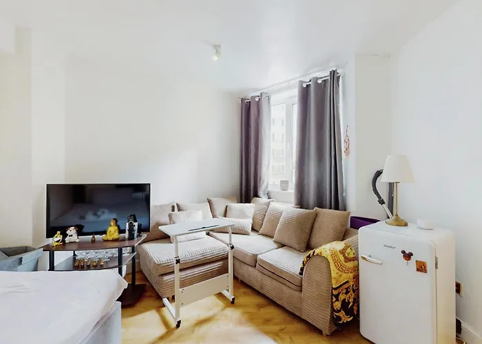 Central Studio With Free Parking In Chelsea Near Tube