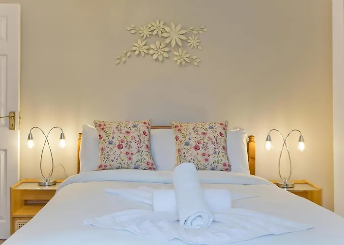 Imperial Horseferry Road Apartment