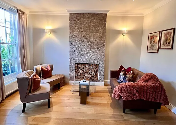 Beautiful One Bedroom Apartment Near Business Design Centre Islington
