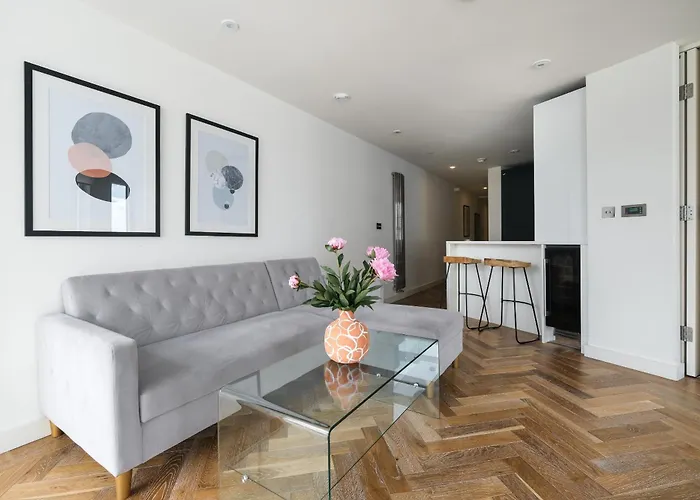 Luxury Old Street Apartment