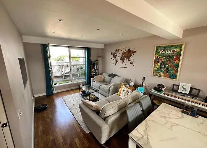 Double Room In London Penthouse