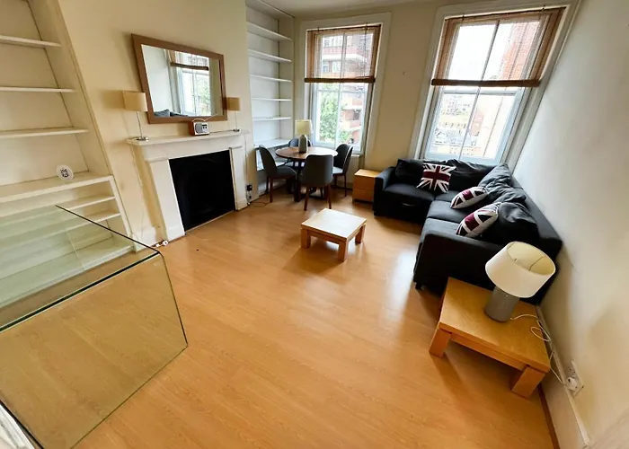 Flat C Stockwell
