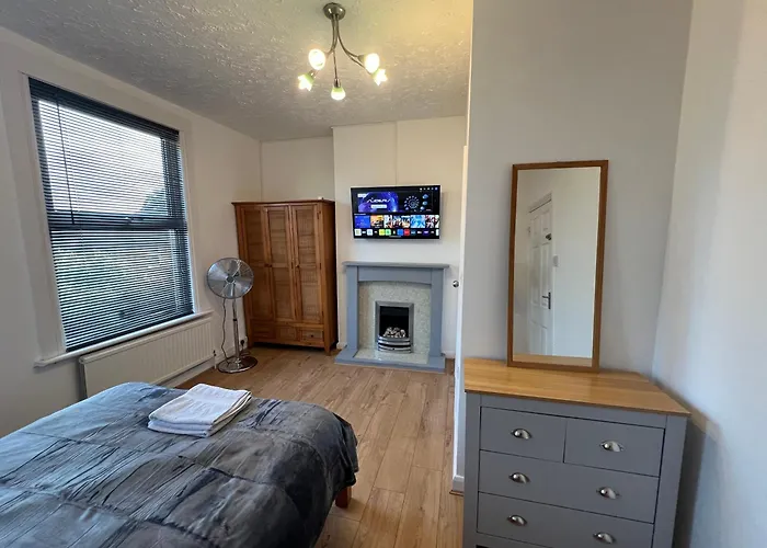 Private Rooms In Victorian House, Forest Hill, London