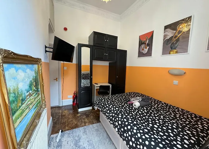 Central, Compact And Fashion Flat For 4 People With Breakfast In Kensington Zone 1