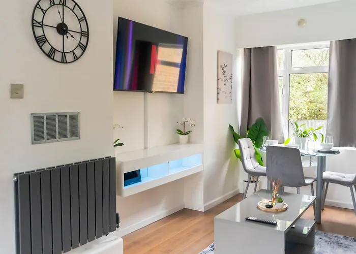Modern 1 Bed Apartment In Greenwich - Wifi - Netflix And Stations Nearby