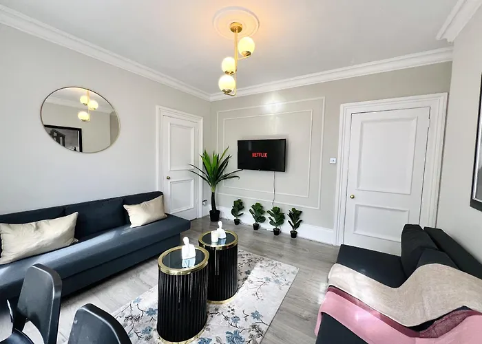 Mansion Apartment In London