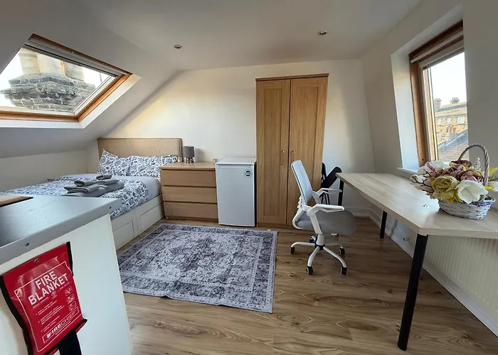 Studio Room, Nice View And Great Price In Hammersmith