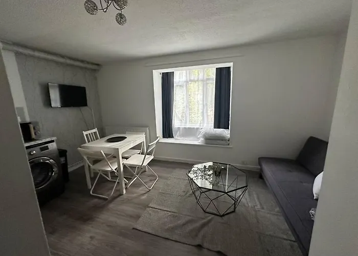 Cozy 1-Bed Flat In Brixton
