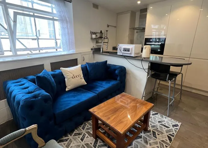Lovely Chelsea Entire Apartment London City
