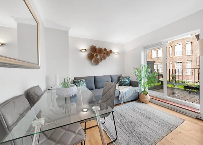 1 Bed-Mayfair-Private Balcony