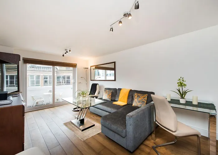 Views For Days - Fitzrovia - By Frankie Says