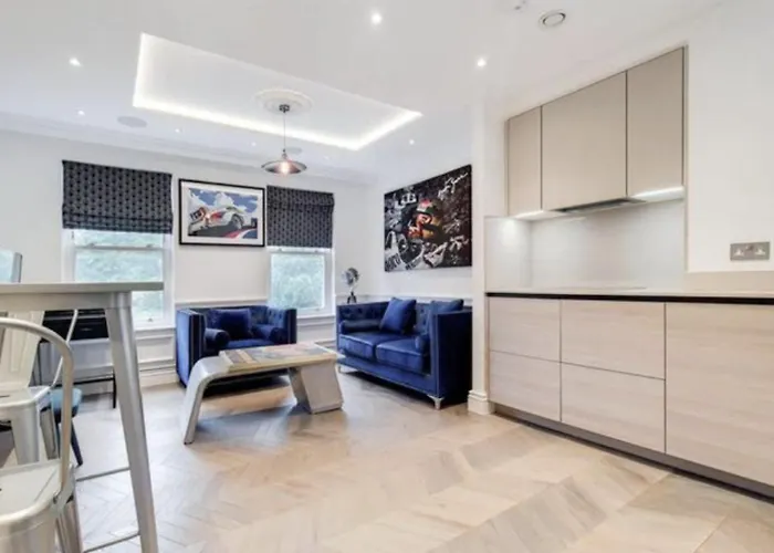 Stylish 2 Bedroom / Swiss Cottage / Regent\'S Park