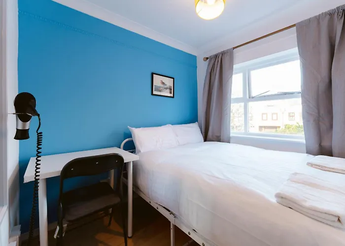 Manor Park Double Rooms