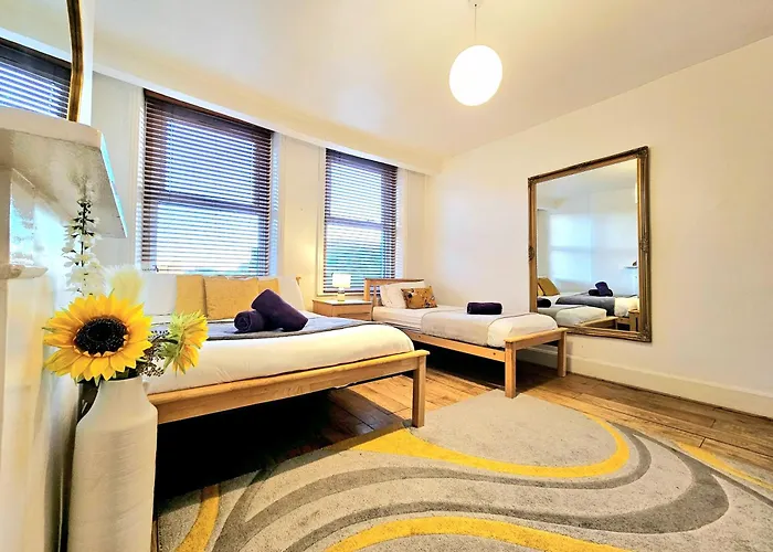 King\'S Cross & Angel Area, 4 Bedrooms Home With 7 Beds & Private Rooftop - Walk To St Pancras International