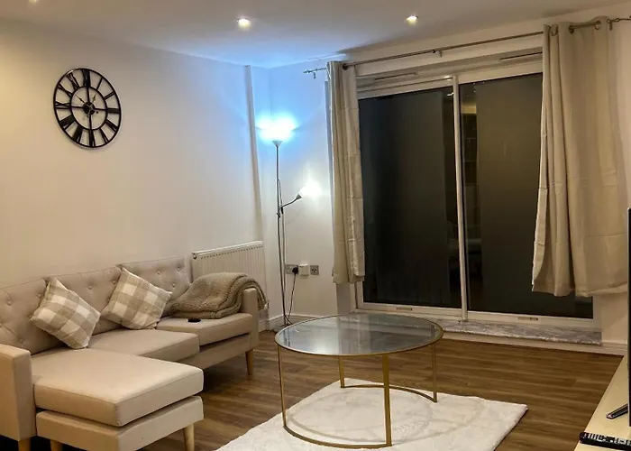 Comfy 2Bed Near O2 Canary Wharf Excel