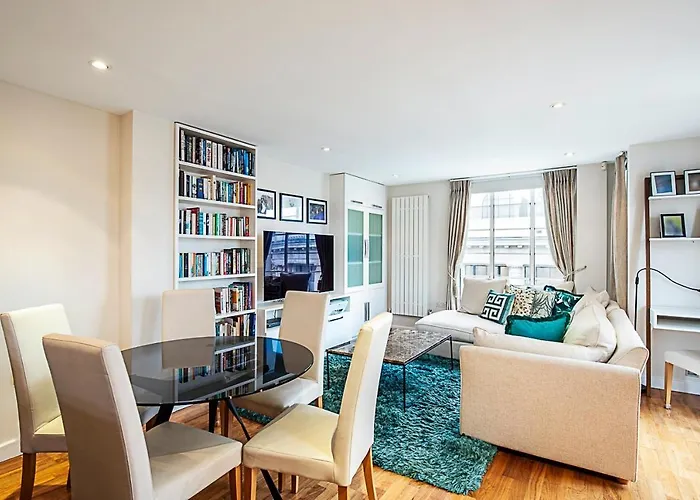 Luxury And Modern Bayswater Apartment