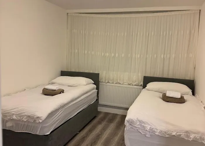 Betty Homes - Nearby Angel And Highbury