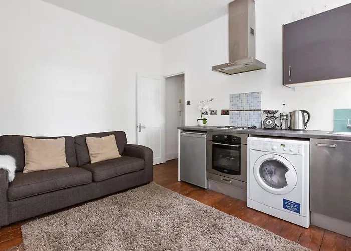 Cute, Cosy Flat Near London Bridge