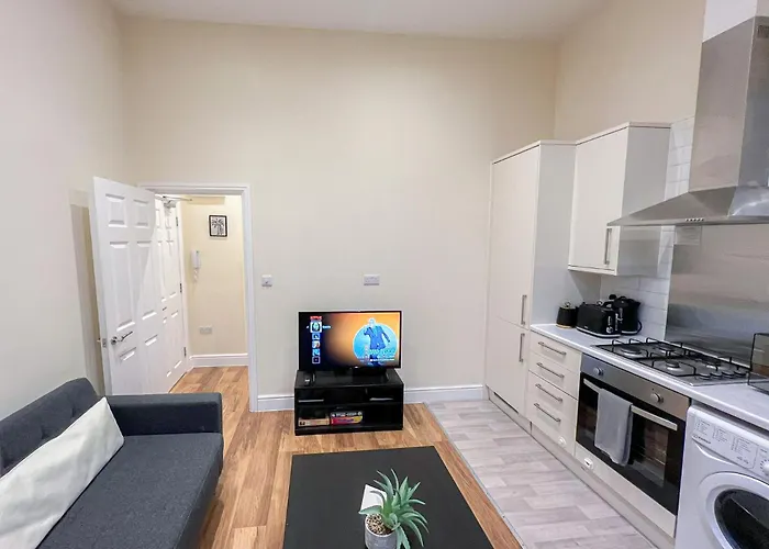 Charming 2-Bedroom Flat In Shepherd\'S Bush, Near Hammersmith