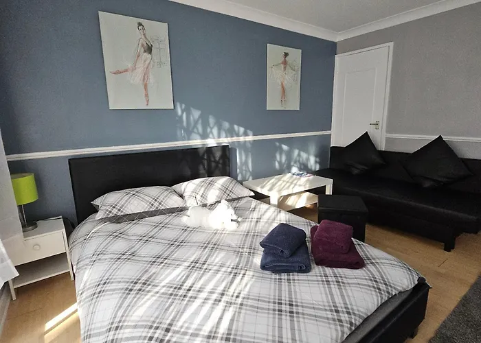 Modern Spacious Rooms 10 Minutes From London Eye