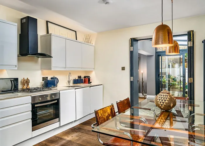 Stunning Flat In Chelsea