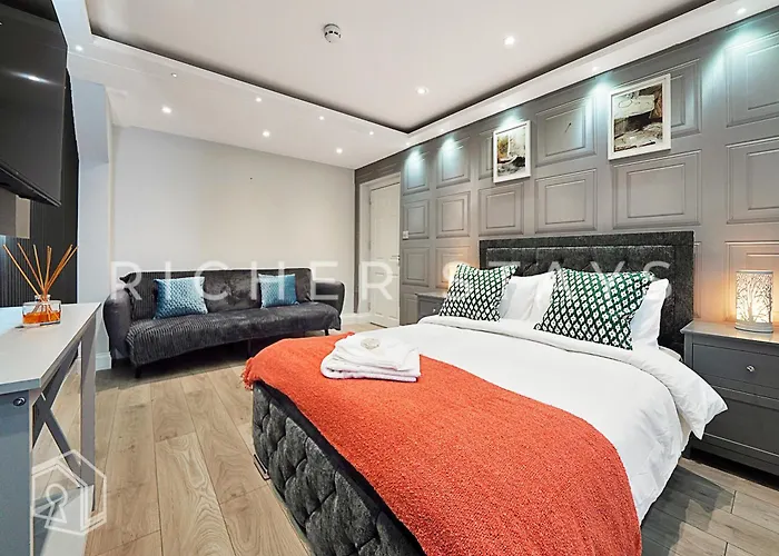 Leyton Guest Rooms - Rooms And Amenities