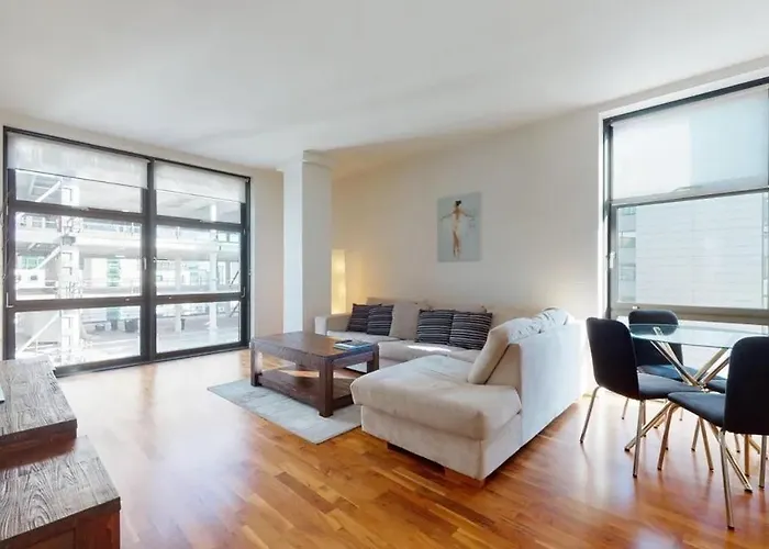 Londwell, Canary Wharf Stunning City View Penthouse