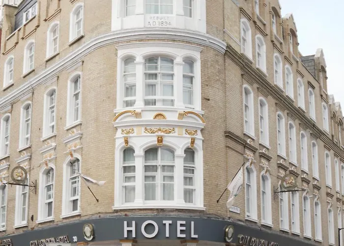 City London Hotel