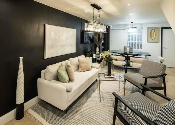 Victoria-Luxury House-Palace-Central London