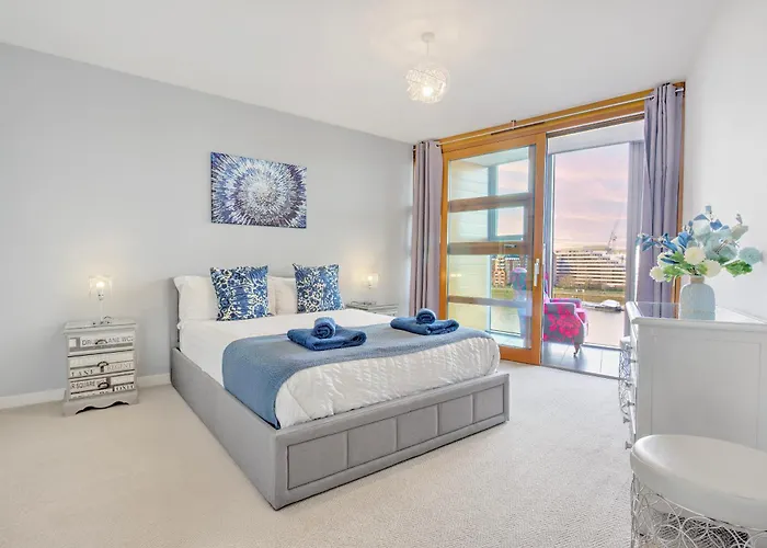 Cozy 1-Bed Flat - Charming Vibe