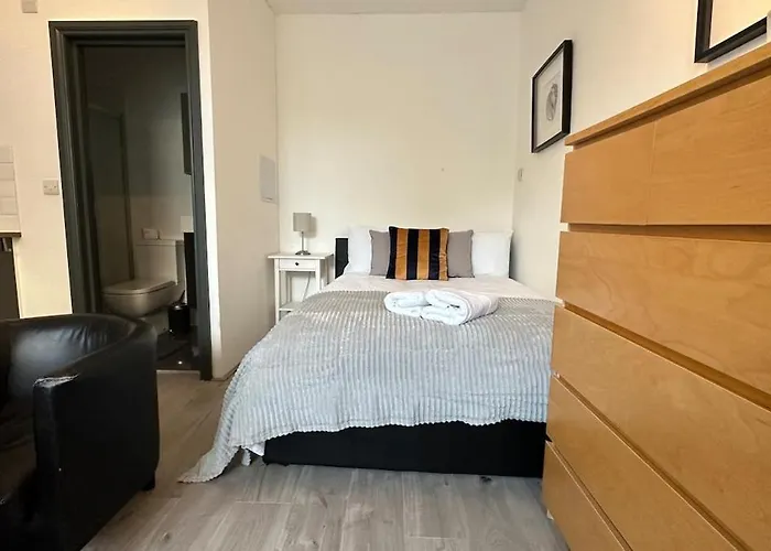 Comfortable Studio West London