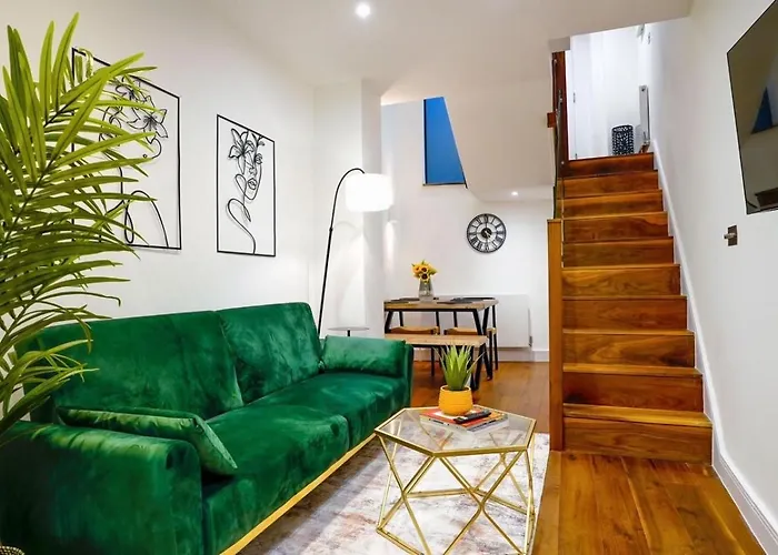Hyde Park & Oxford Street Elegant House 2Br 2Ba
