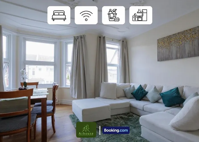 3 Bedroom Apartment By Arhouse Apartments Short Lets & Serviced Accommodation Kensal Rise With Free Wifi & Free Parking