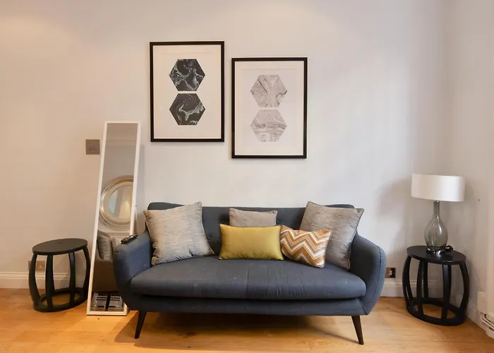 2 Bedroom Luxury Knightsbridge