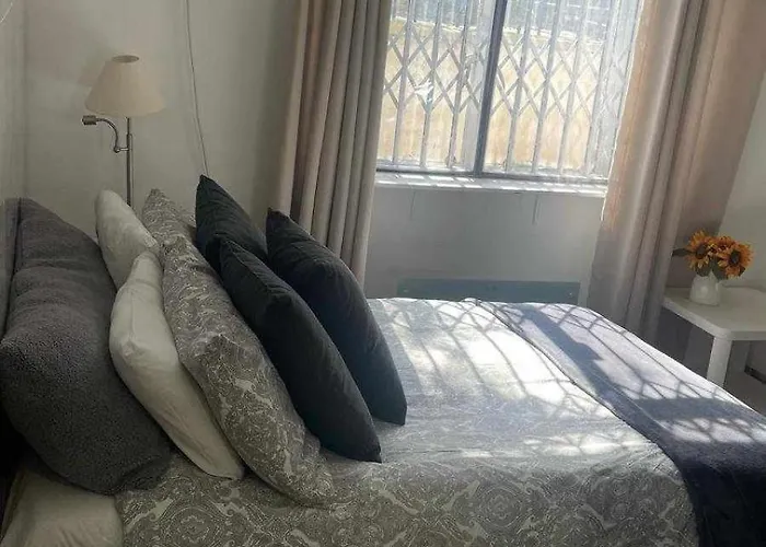 Studio Apartment In Bayswater