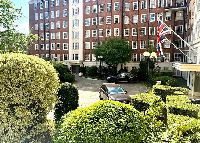Luxury 2 Bedroom Apartment Edgware Road By Amer