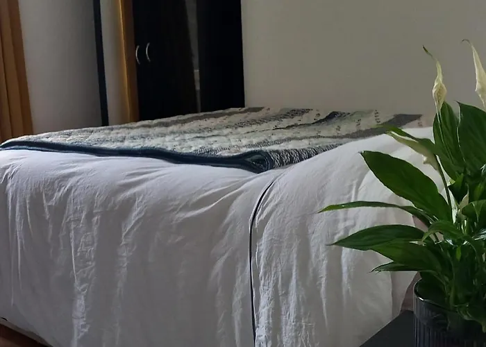 Spacious 1-Bed Apt In Islington