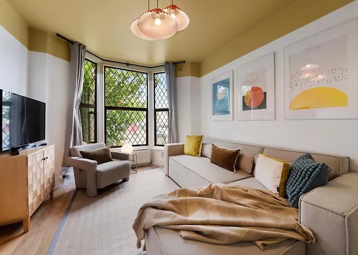 Peaceful Crouch Hill Flat By Morethanstays