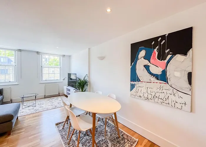 Stylish Camden Apartment K6