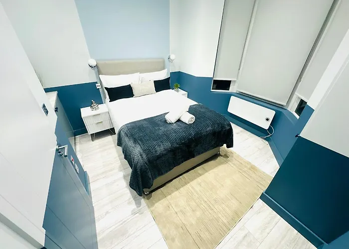 The Navy House Peckham - No 221 - Stylish City Stay