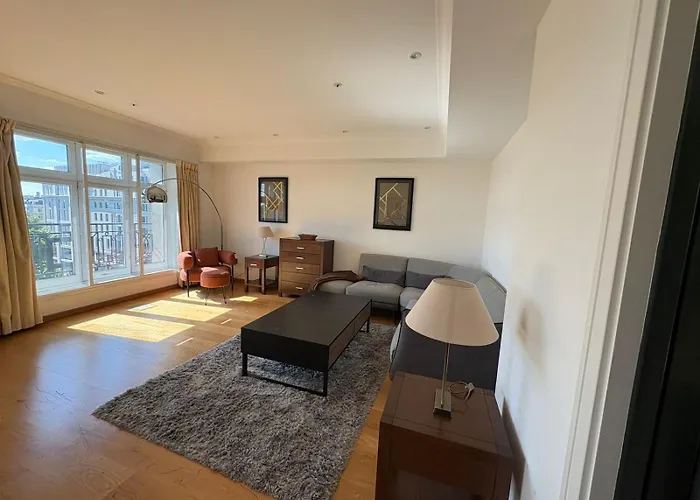 Estatesmen Park Lane Hyde Park Apartment