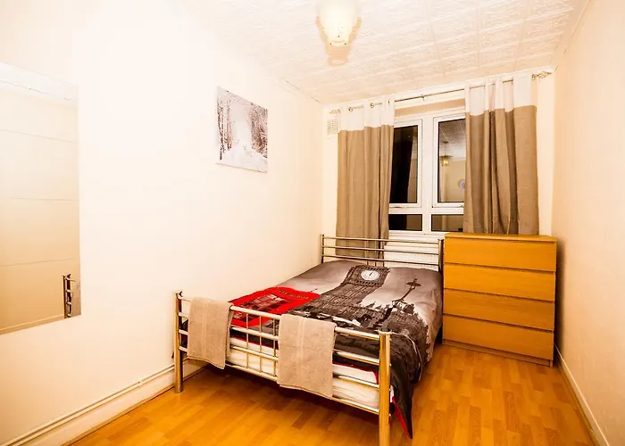 Collingwood Apartments